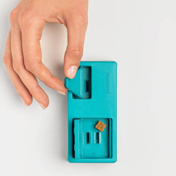 Nai Pawzle - Give Paws